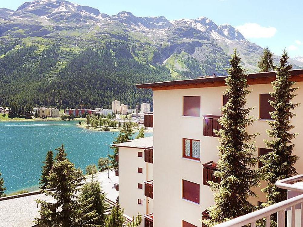 Lägenhet för upp till 4 personer med 2 rum på Sonnalpine - St. Moritz